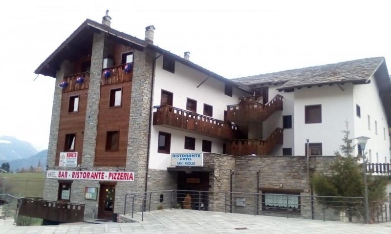 Hotel, Bar & Bistrot Saint Nicolas Gran Paradiso Saint-Nicolas Eksteriør billede