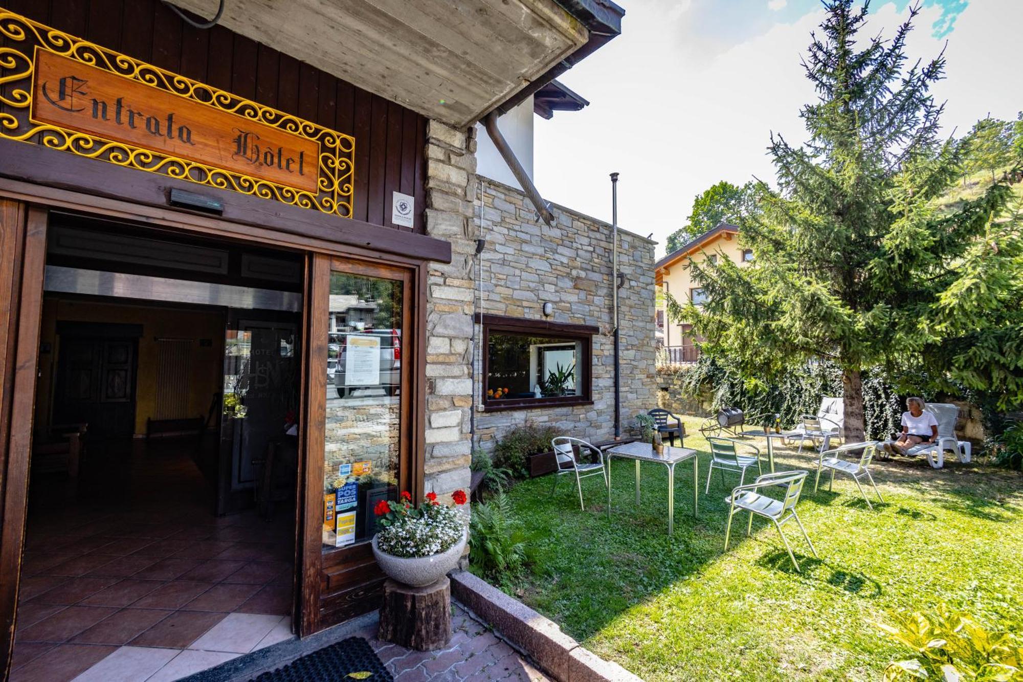 Hotel, Bar & Bistrot Saint Nicolas Gran Paradiso Saint-Nicolas Eksteriør billede