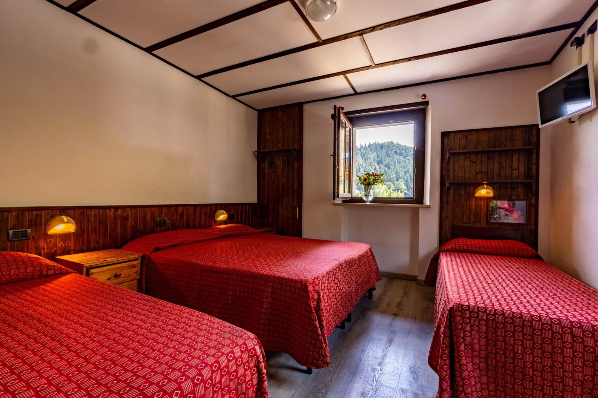 Hotel, Bar & Bistrot Saint Nicolas Gran Paradiso Saint-Nicolas Eksteriør billede